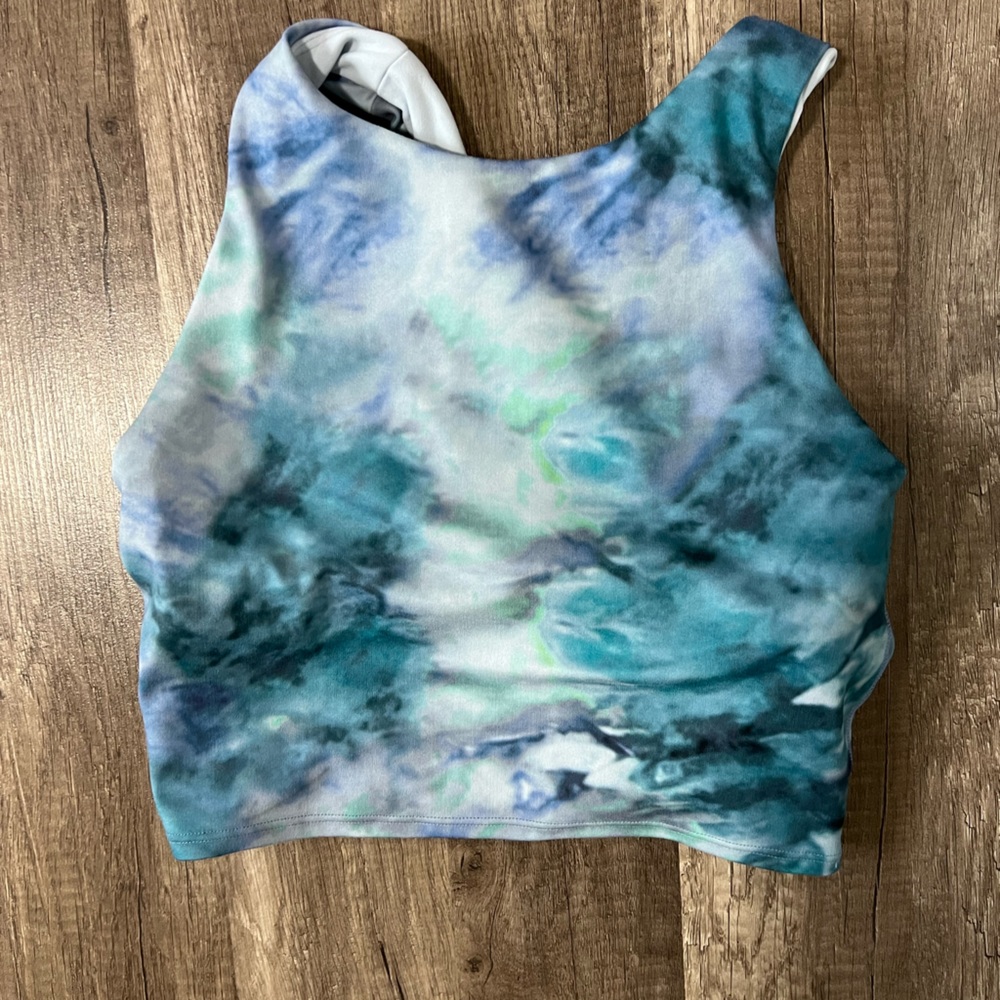 Athleta conscious crop